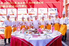 成绩不理想？别担心，应用型技能人才更吃香！