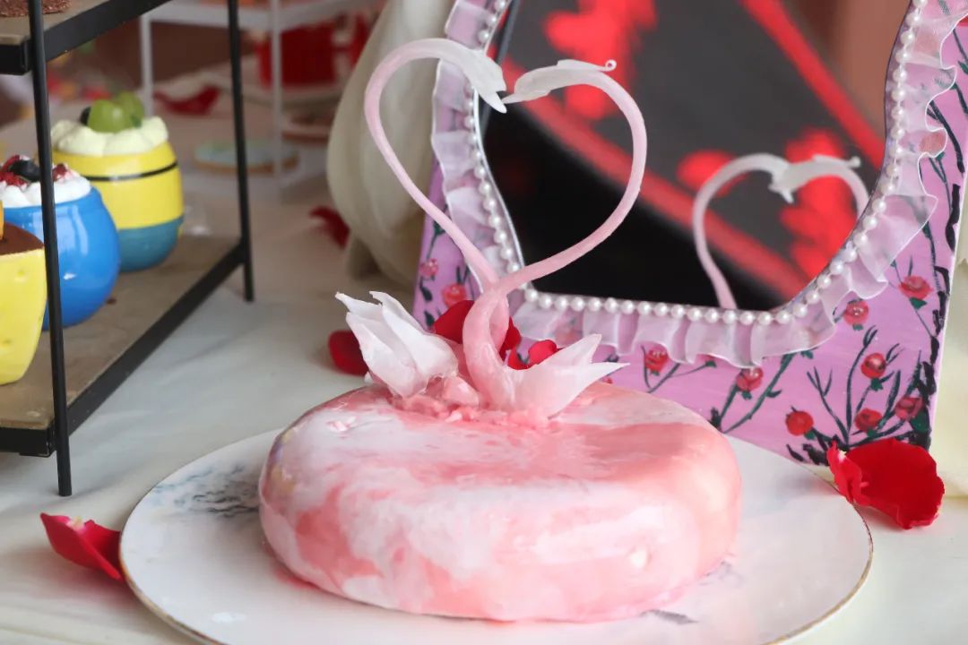 女生学什么好？来长春新东方学西点